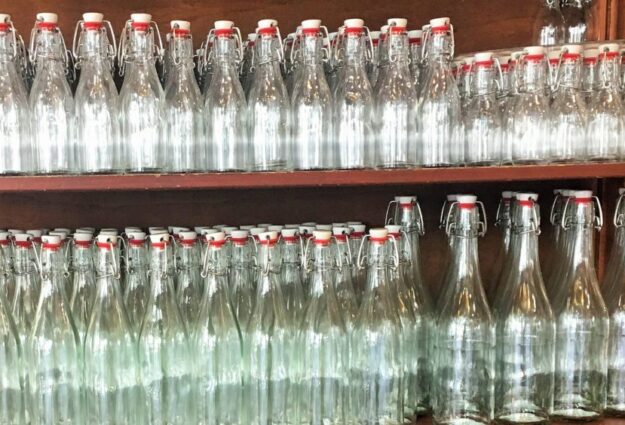 Bottles & Glashaus